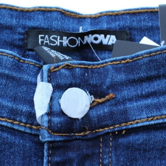 Fashion Nova Say Yes to Distress Dark Denim Jeans - Picture 2 of 5